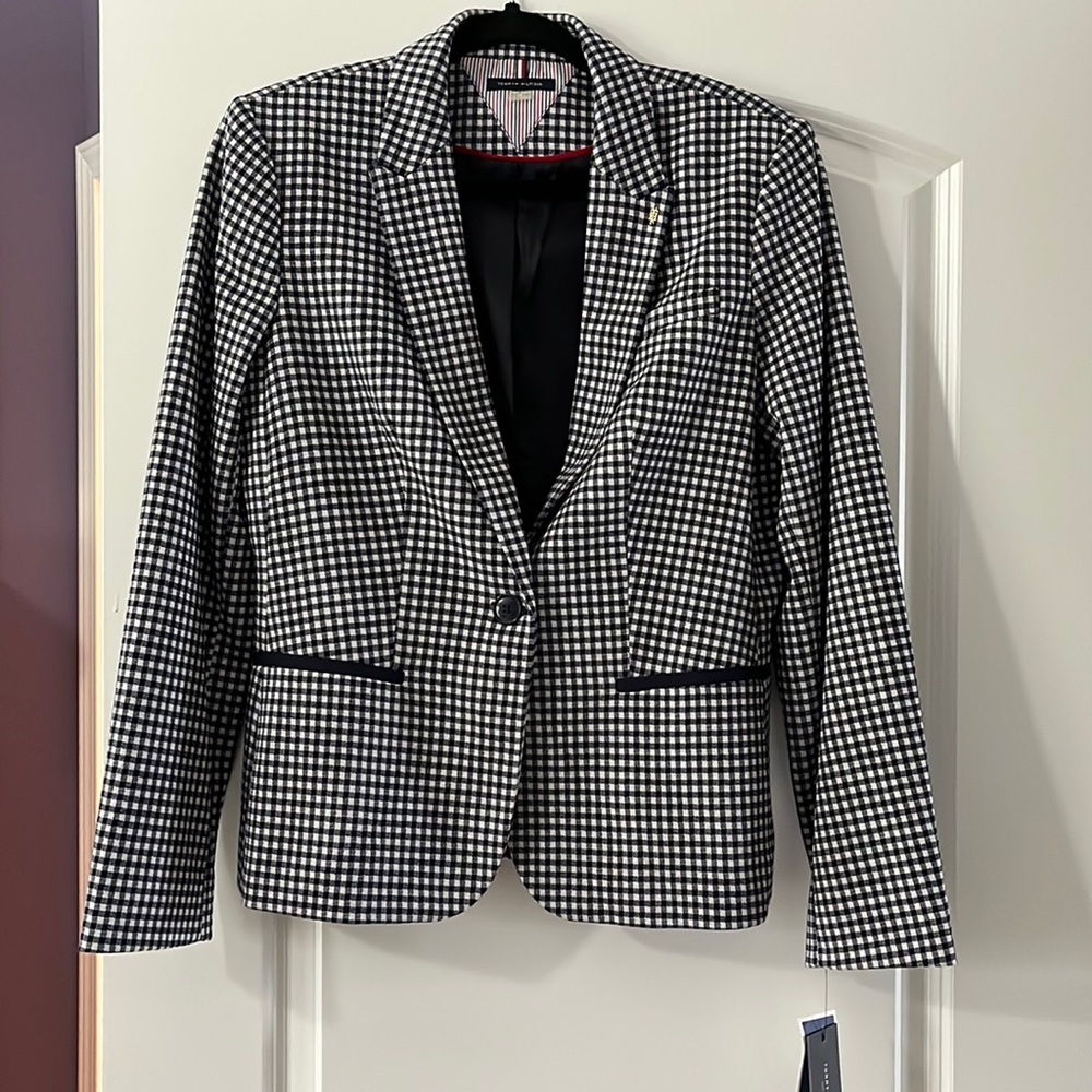 Blue/white checked blazer. NWT